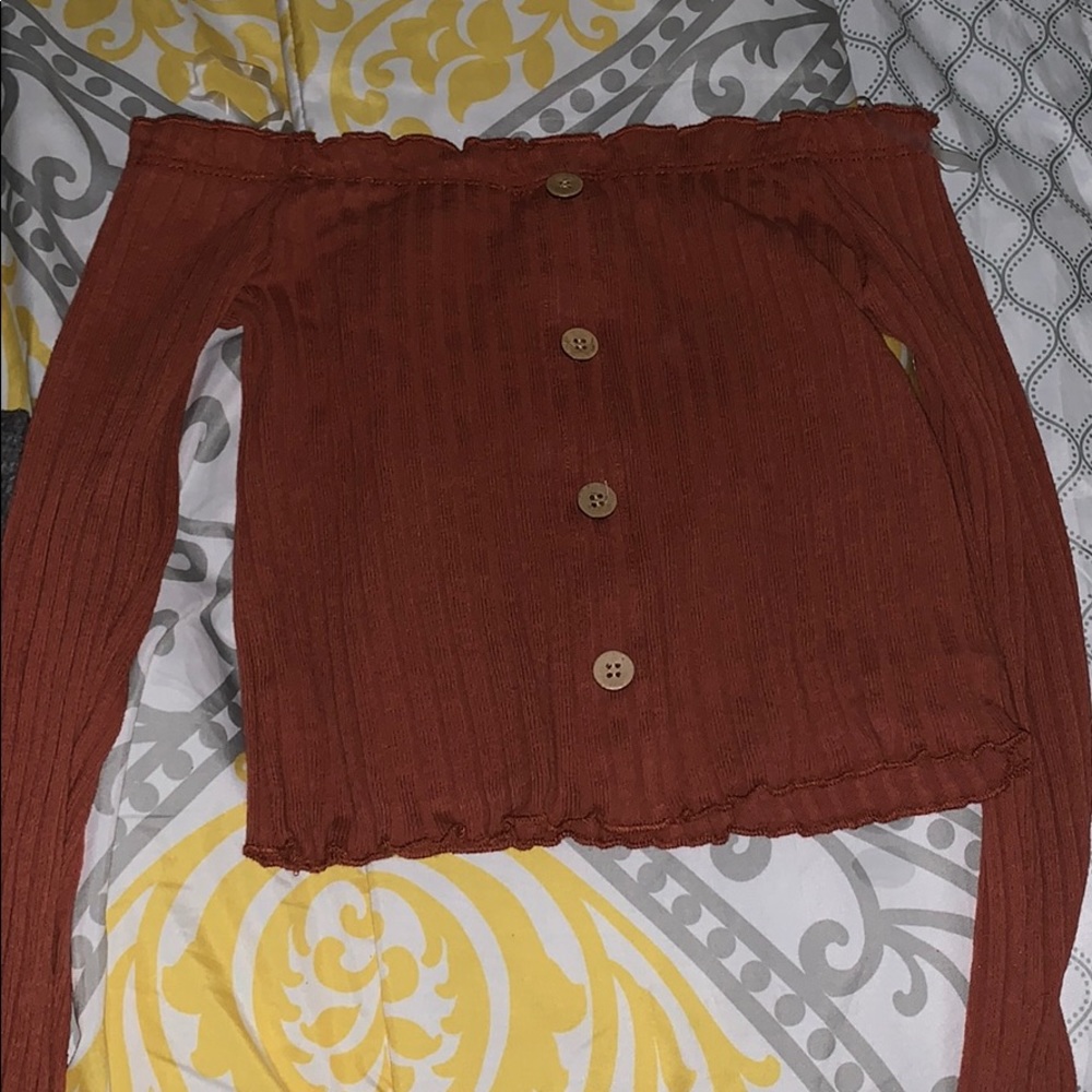 Crop Off Sleeve Shirt